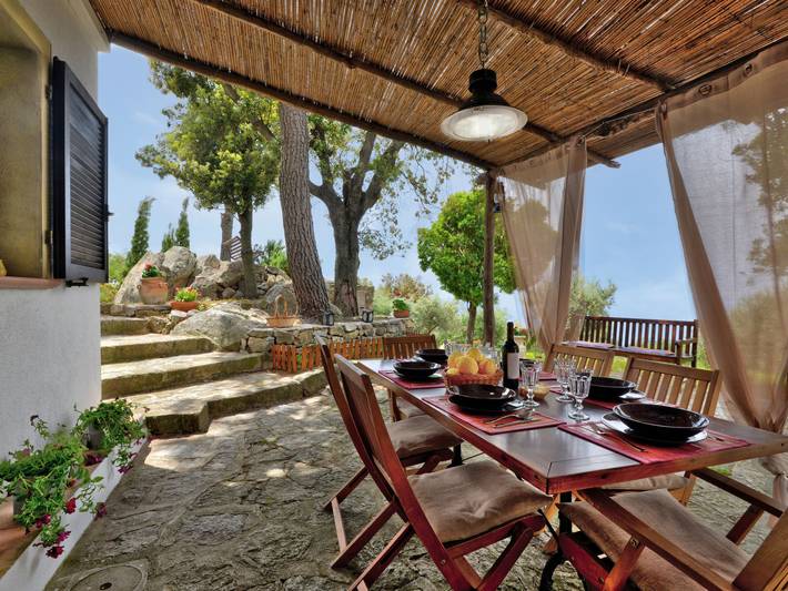Ferienhaus für 8 Personen, mit Terrasse und Garten, mit Haustier auf Elba - 2