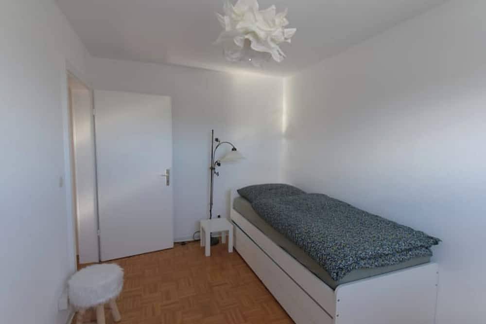 Charming house with large gated beautiful garden near Lake of Constance in Tuttlingen, Landkreis Tuttlingen