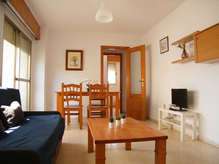 Gîte pour 5 personnes, avec Terrasse ainsi que Piscine et Vue à Gandia - 4