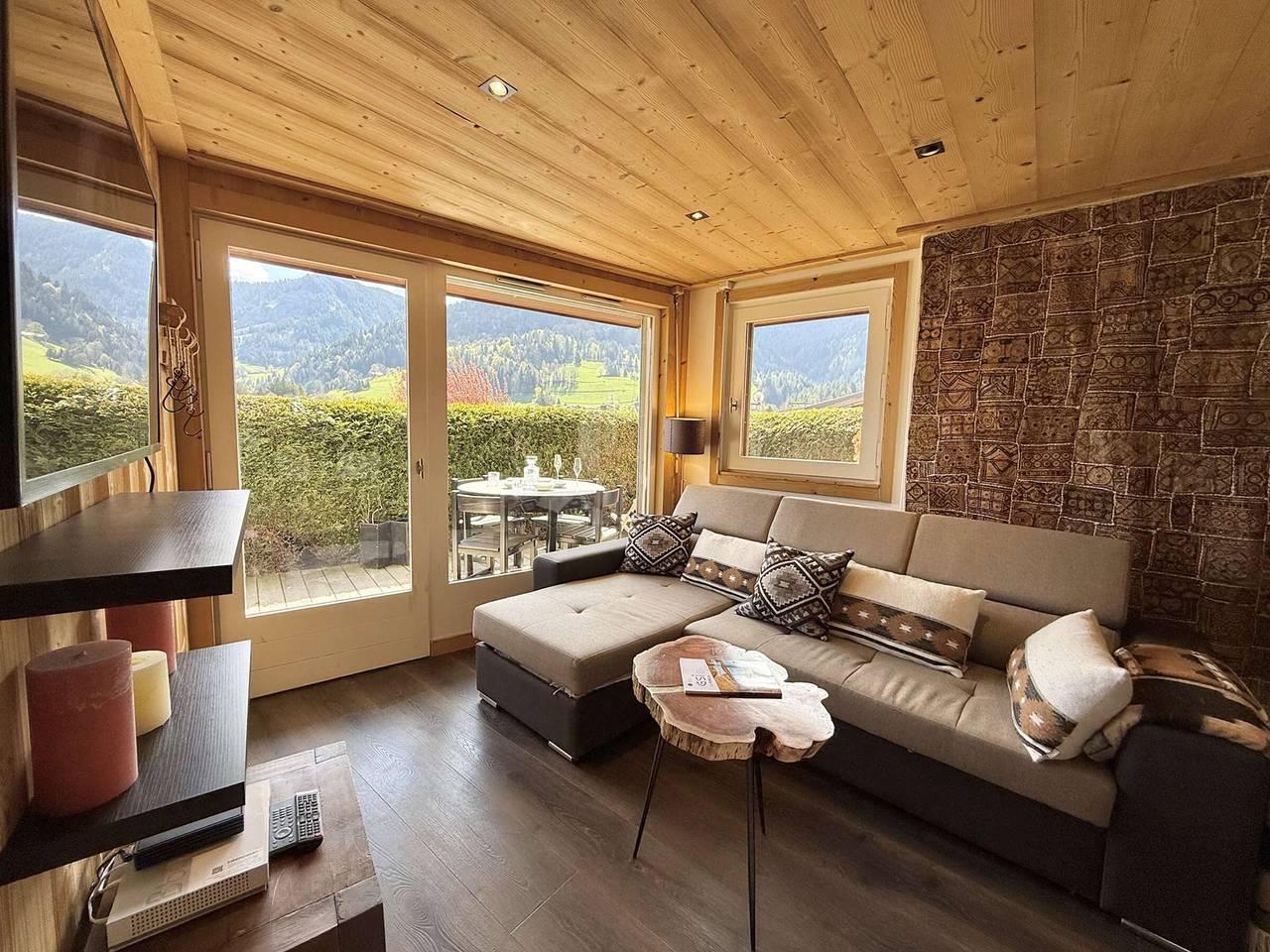 Apartamento entero, Estudio con Cabina en Praz Sur Arly - Ideal para 4 Personas con Parking y a Proximidad de Pistas in Praz-sur-Arly, Pays du Mont-Blanc