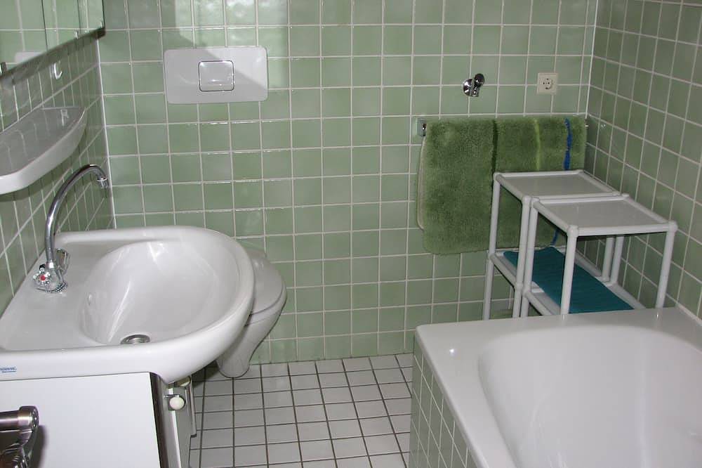 Ganze Wohnung, Haus Jägerwinkel - Wohnung Ii ★★★★ in Britzingen, Müllheim