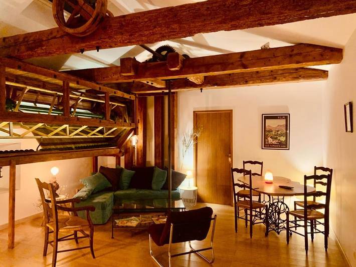 Maison d’hôte pour 2 personnes, avec terrasse ainsi que vue et jardin