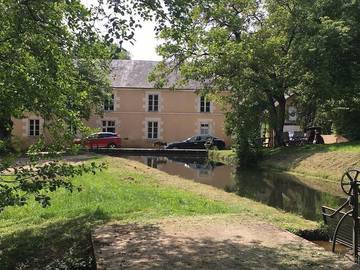 Gîte pour 2 personnes, avec vue ainsi que jardin et vue sur le lac à Ennordres