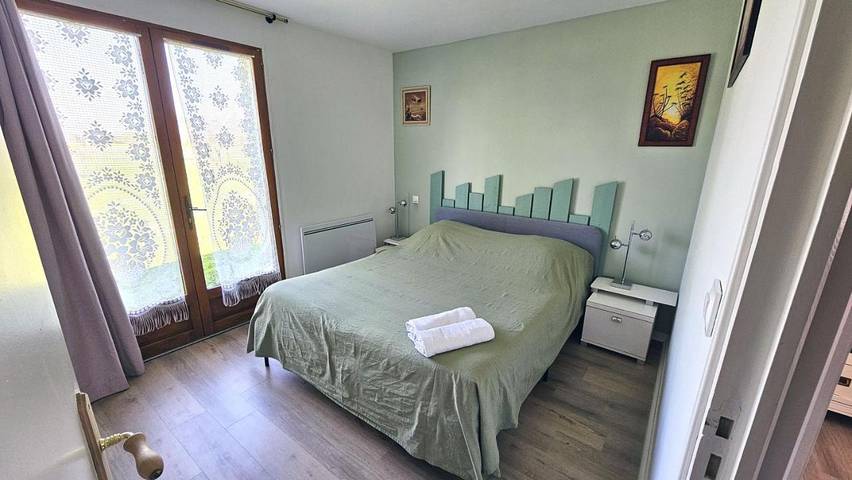 Gîte pour 8 personnes, avec terrasse et jardin à Villebernier - 4