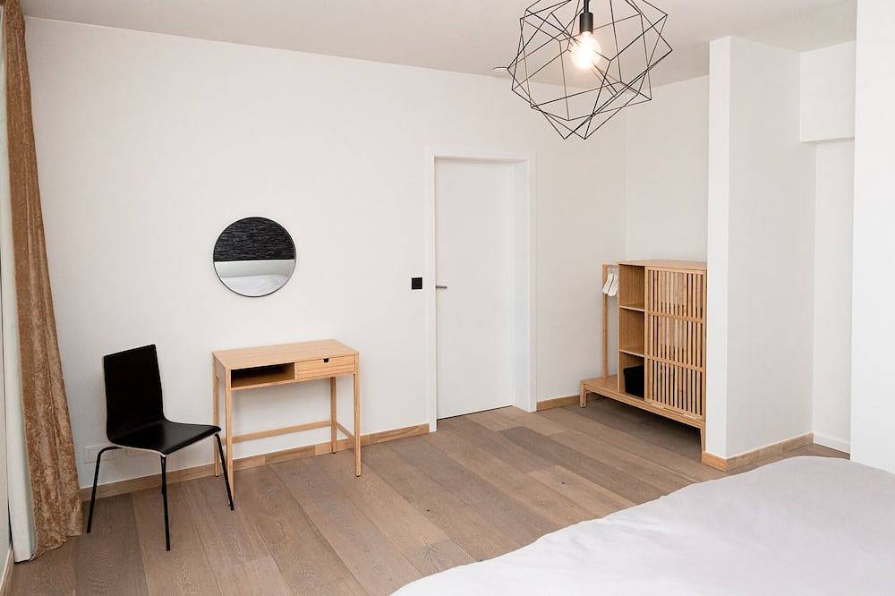 Boonuz luxe guesthouse, lounge terras en Ir sauna in Ieper, West-Vlaanderen