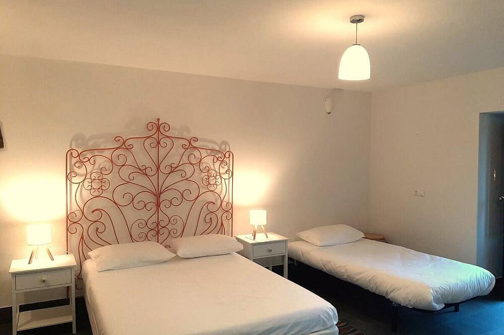 Agriturismo Pardis Douro - Bosque Room in Resende, Douro-Tal