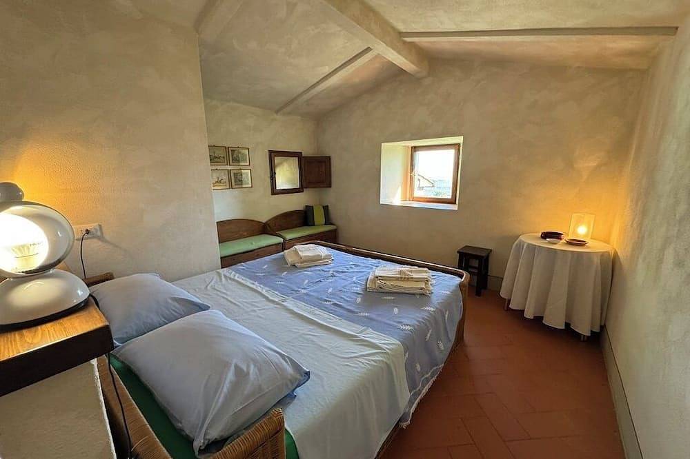 Typische Residenz mit außergewöhnlichem Panorama und Schwimmbad zwischen Florenz und Arezzo. in San Giustino Valdarno, Valdarno