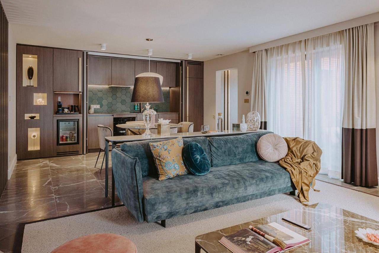 Ailleurs - Suites d'exception in Fleurus, Hainaut
