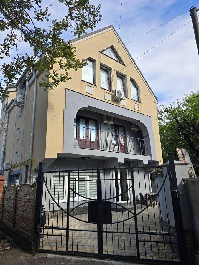 Apartament wakacyjny dla 4 osób w Kiszyniów