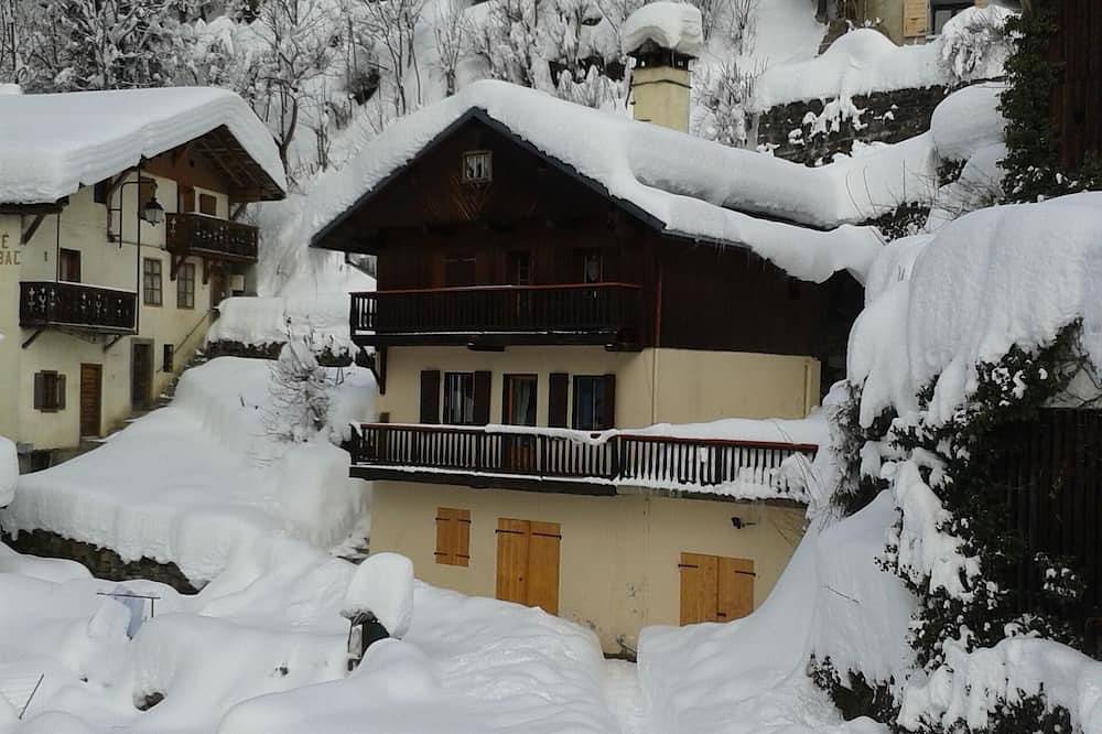 Le Chalet Du Bonheur in Ugine, Région d'Albertville