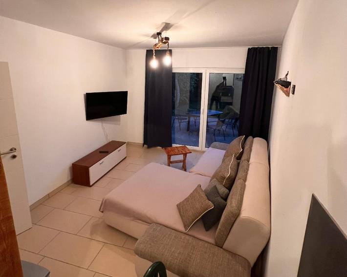 Ferienwohnung für 5 Personen, mit Terrasse und Garten in Saal - 4