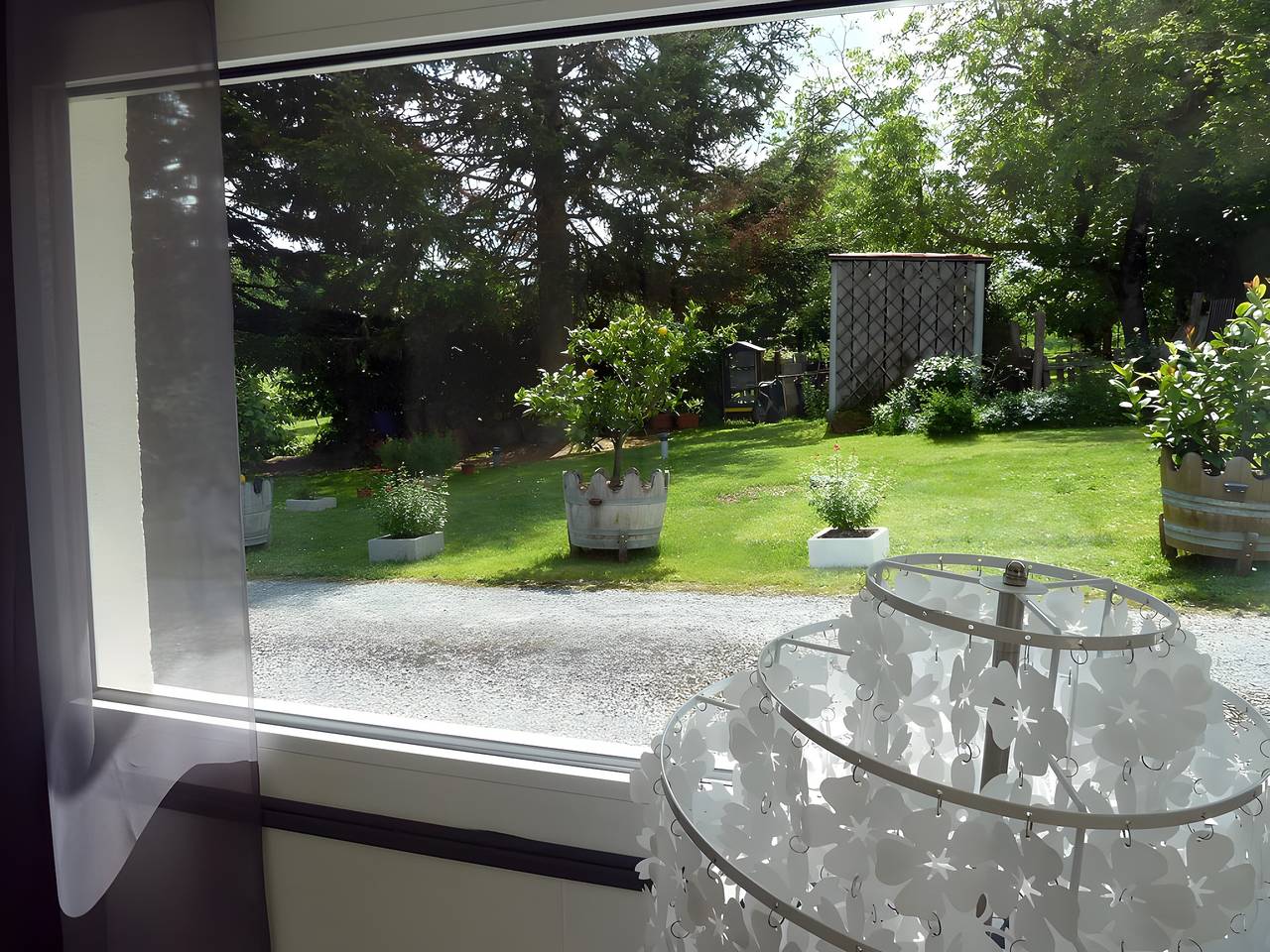 Chambre d’hôtes « Chambre Bleue » avec jardin privé, Wi-Fi et climatisation in Saint-Aulaye, Périgord Vert