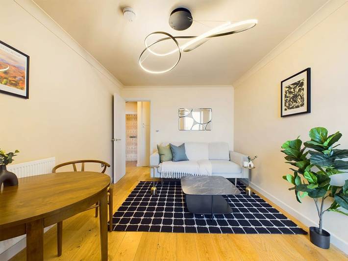 Apartment for 2 people, with pets in Covent Garden