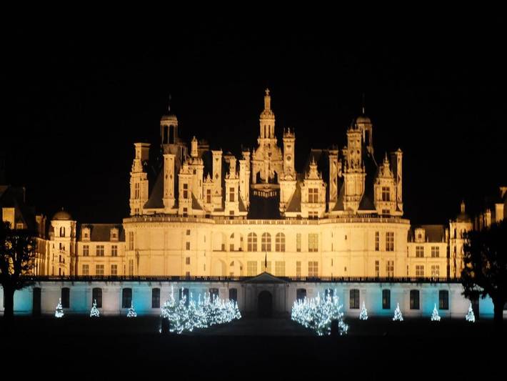 Hôtel pour 4 personnes, avec terrasse à Dhuizon - 2