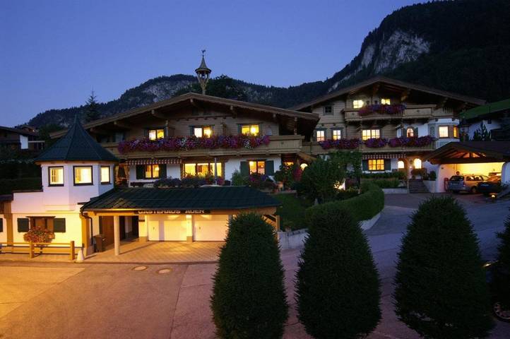 Ferienwohnung für 2 Personen, mit Seeblick und Ausblick sowie Terrasse, mit Haustier in Thiersee
