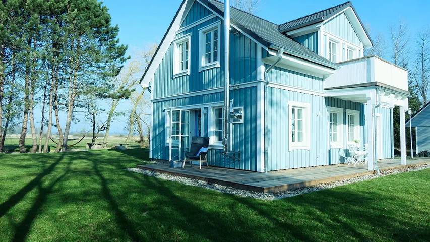 Ferienhaus für 6 Personen, mit Balkon und Garten sowie Sauna