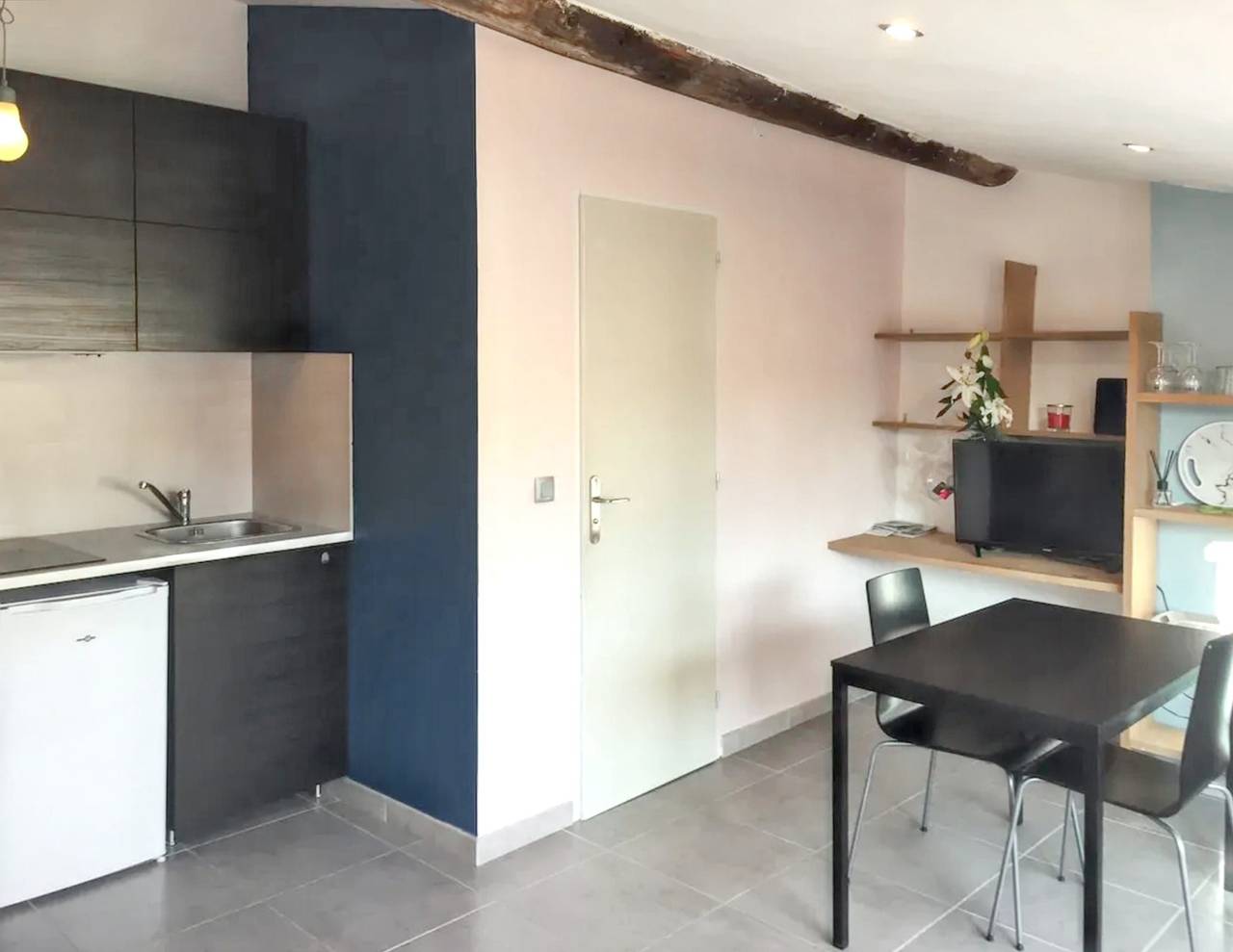 Studio entier, Studio moderne à Aix-en-Provence - 20 m² avec terrasse ! in Aix-en-Provence, Région d'Aix-en-Provence