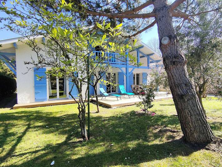 Chalet pour 8 personnes, avec Balcon ainsi que Terrasse et Jardin au Cap Ferret