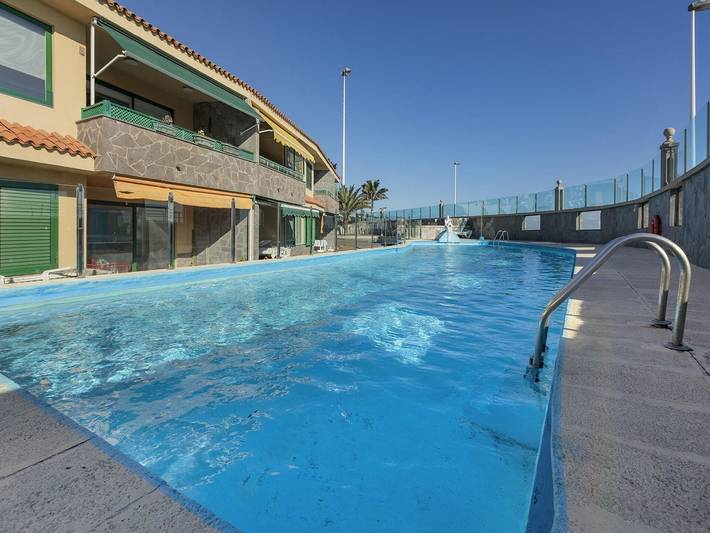Ferienhaus für 2 Personen, mit Pool und Terrasse - 1