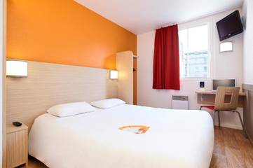 Hôtel pour 3 personnes, avec terrasse, animaux acceptés à Chambray-lès-Tours
