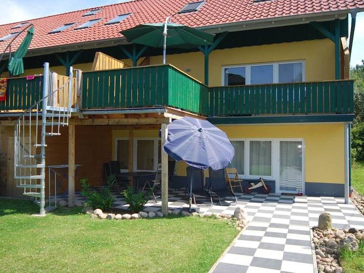 Ferienhaus für 5 Personen, mit Balkon und Garten in Zislow - 2
