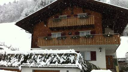 Ferienwohnung für 19 Personen, mit Sauna und Balkon, kinderfreundlich in Schruns-Tschagguns