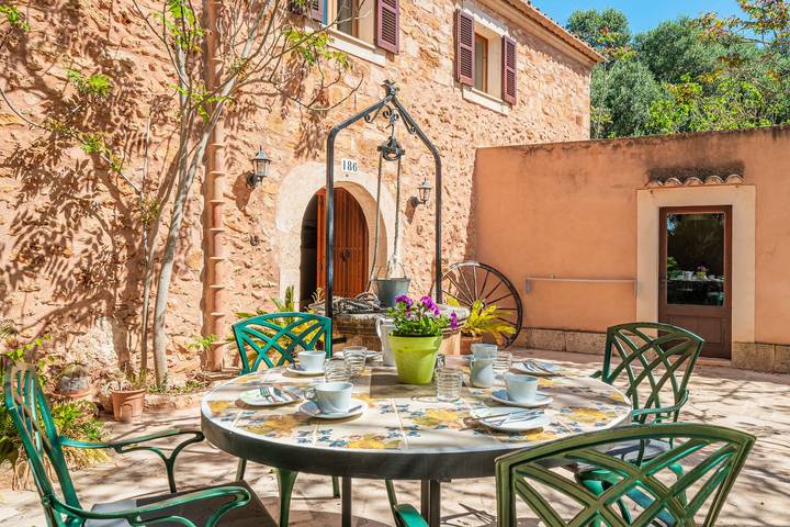 Ferienhaus 'Finca Can Xet' mit Bergblick, Pool und Wlan in Felanitx, Mallorca Süden