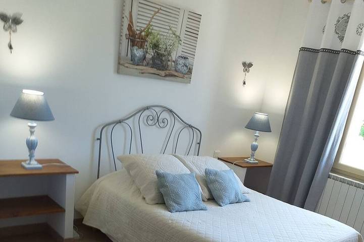 Maison d’hôte pour 2 personnes, avec jardin à Lacoste - 4