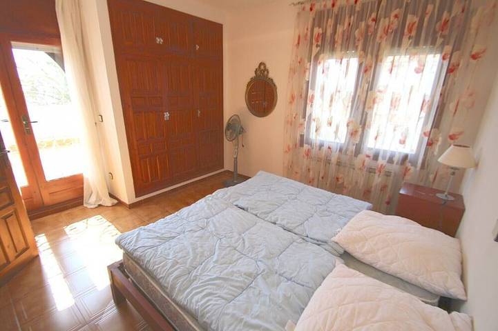 Villa pour 6 personnes, avec jardin et balcon à Miami Platja - 4