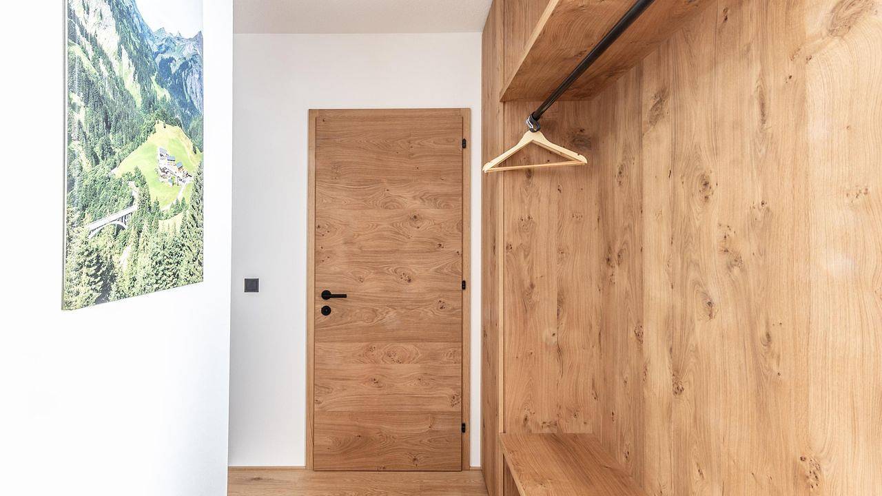 Geheel vakantieappartement, Vakantieappartement voor 7 personen met balkon in Schröcken, Bregenzerwoud