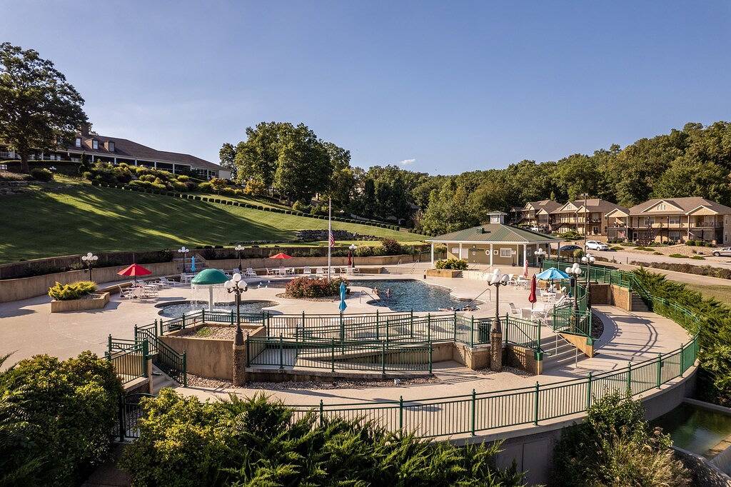 Ganze Wohnung, Osage National 400 - Golfer's Paradise! in Lake Ozark, Lake of the Ozarks