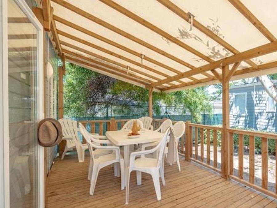 Camping Le Pansard - Mobilhome 6 personnes - Mobil-home | Premium Azure | 2 Ch. | 4/6 Pers. | Terrasse surélevée | Clim. in La Londe-les-Maures, Région de Toulon