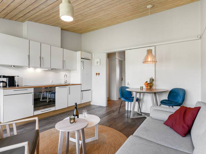 Bungalow voor 2 personen, with balkon/terras and sauna as well as terras in Denemarken