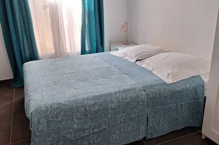 Location de vacances pour 8 personnes, avec jardin et terrasse à Le Rove - 3