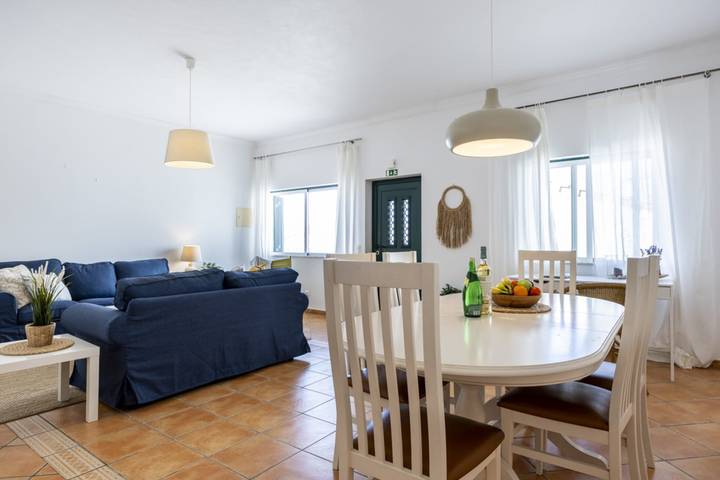 Ganze Wohnung, Villa som das Ondas I in Praia do Burgau, Budens