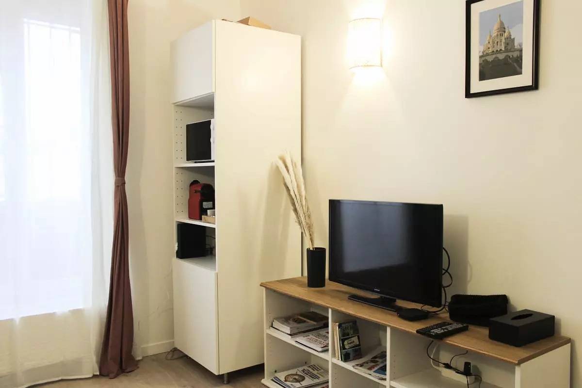 Studio entier, Studio pour 2 Personnes in Aubervilliers, Seine-Saint-Denis