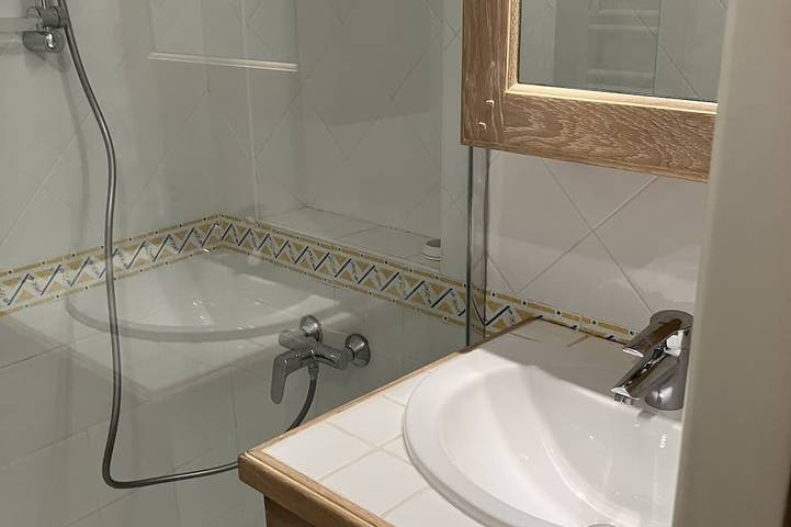 Ganze Wohnung, Großes Luxus-Apartment für 6, Ste-Maxime-Saint-Tropez, Var, Pool, ruhig, gesichert in Sainte-Maxime, Mittelmeerküste (Frankreich)