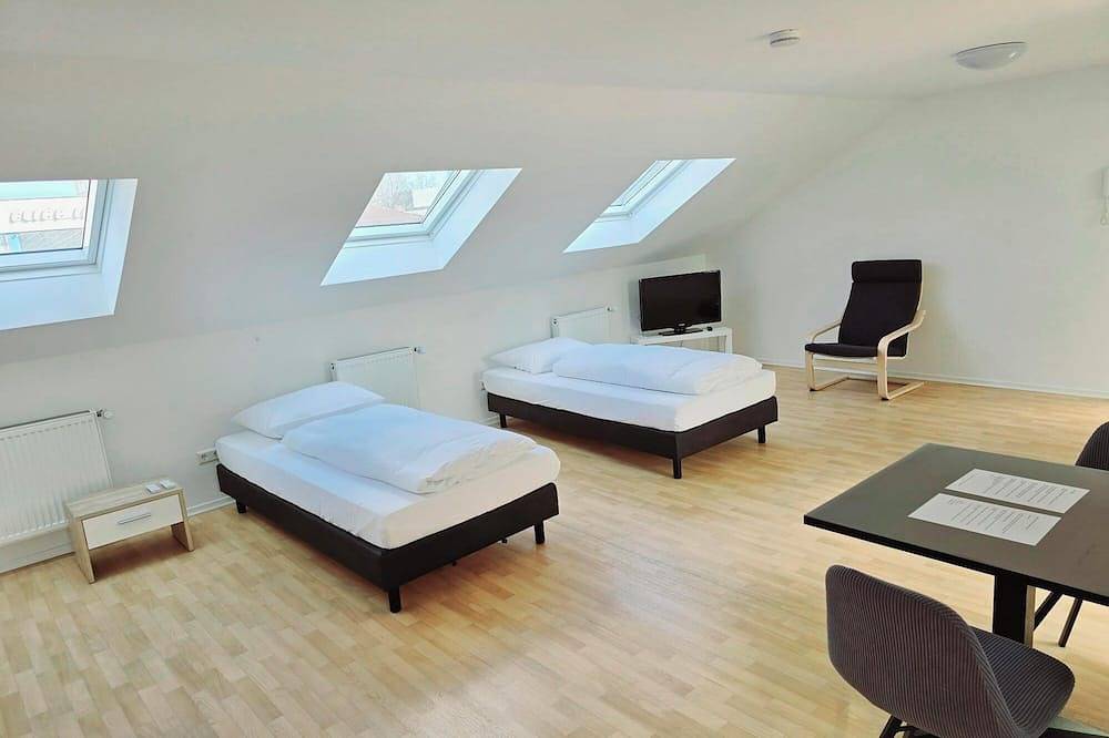 Ganze Wohnung, Deluxe Doppelzimmer Apartments Efde Gmbh -  Allee 41 Apartment 41 in Heilbronn, Kurpfalz
