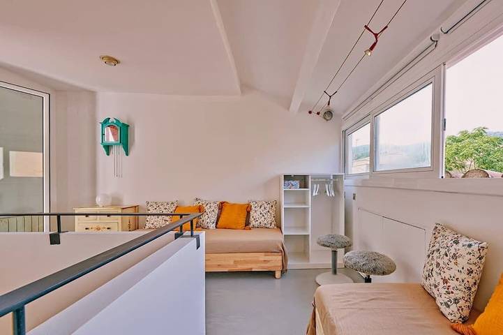 Town House next to Barcelona Center in Urbanizacion Montcabrer, Vilassar de Dalt