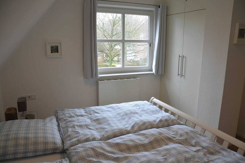 Kind, Hausteil, Heidweg 6* in Nieblum, Föhr