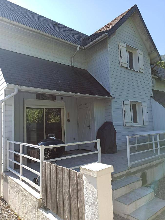 Gîte pour 10 personnes, avec jardin et terrasse à Laruns - 2