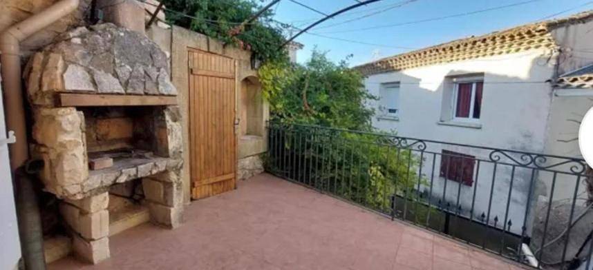 Gîte pour 5 personnes, avec jardin et piscine, animaux acceptés à Préveranges - 3