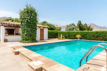 Villa in Pollença, Serra de Tramuntana für 4 