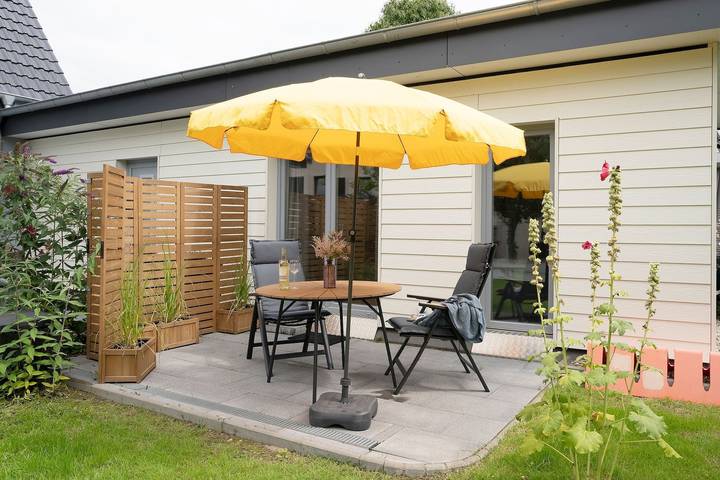 Bungalow für 2 Personen, mit Terrasse und Garten in Dahme