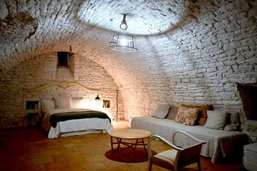 Gîte pour 4 personnes, avec jardin ainsi que piscine et terrasse dans l' Hérault