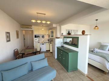 Gîte pour 2 personnes, avec balcon et balcon/terrasse, adapté aux familles dans Plage Centrale (Valras-Plage)