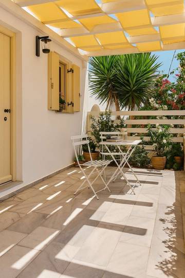Gîte pour 4 personnes, avec balcon/terrasse, adapté aux familles dans Náoussa