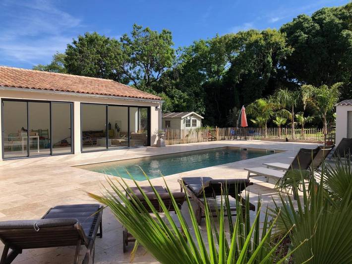 Gîte pour 2 personnes, avec jardin et piscine à Roujan - 2