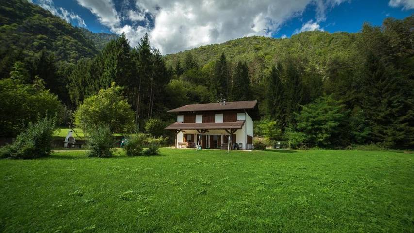 Appartamento per 5 persone, con Terrazza e Giardino a Pieve di Ledro