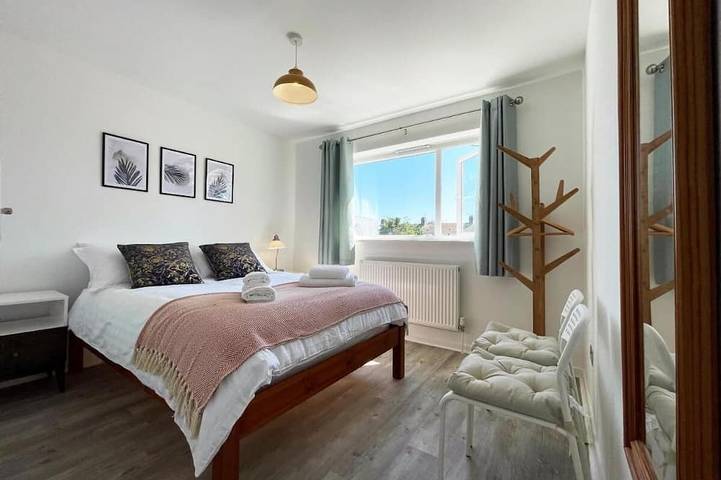 Location de vacances pour 4 personnes, avec Jardin dans Ely